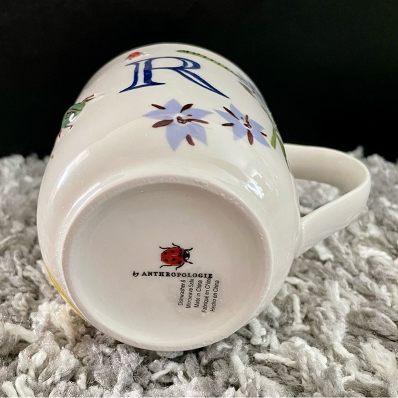 NIB Anthropologie Monarch Monogram Mug (R) - Picture 5 of 6